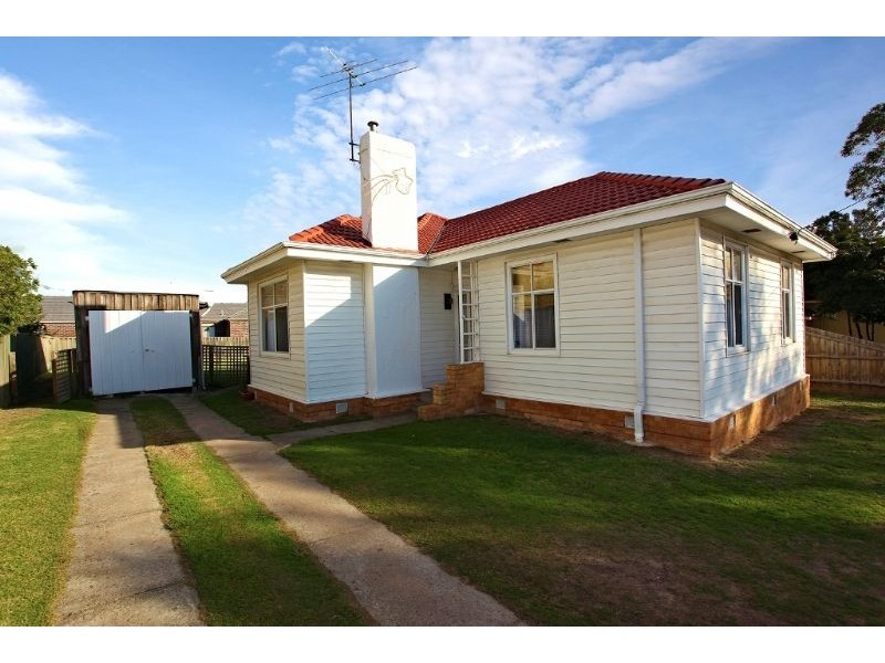 10 Woolert Street, Ashwood VIC 3147