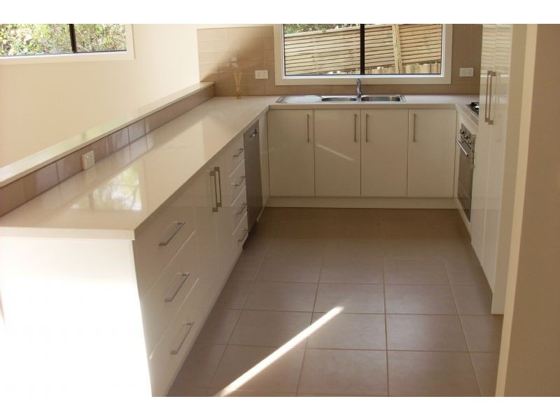 2/64 Albert Street, Mount Waverley VIC 3149