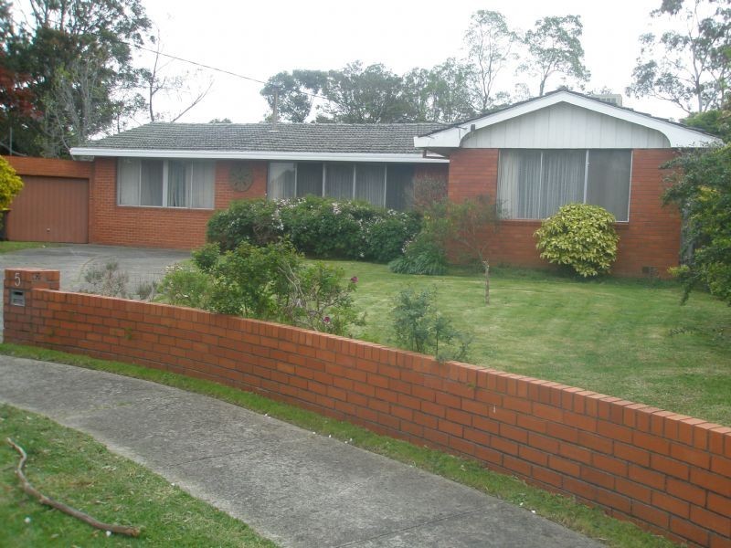 5 Amstel Court, Mount Waverley VIC 3149