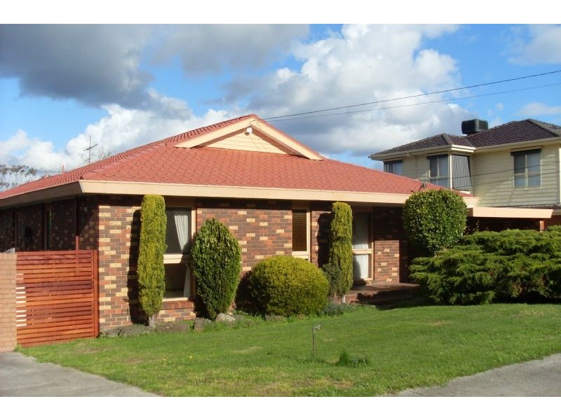 14 Guinevere Parade, Glen Waverley VIC 3150