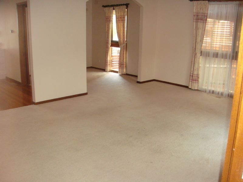 14 Guinevere Parade, Glen Waverley VIC 3150