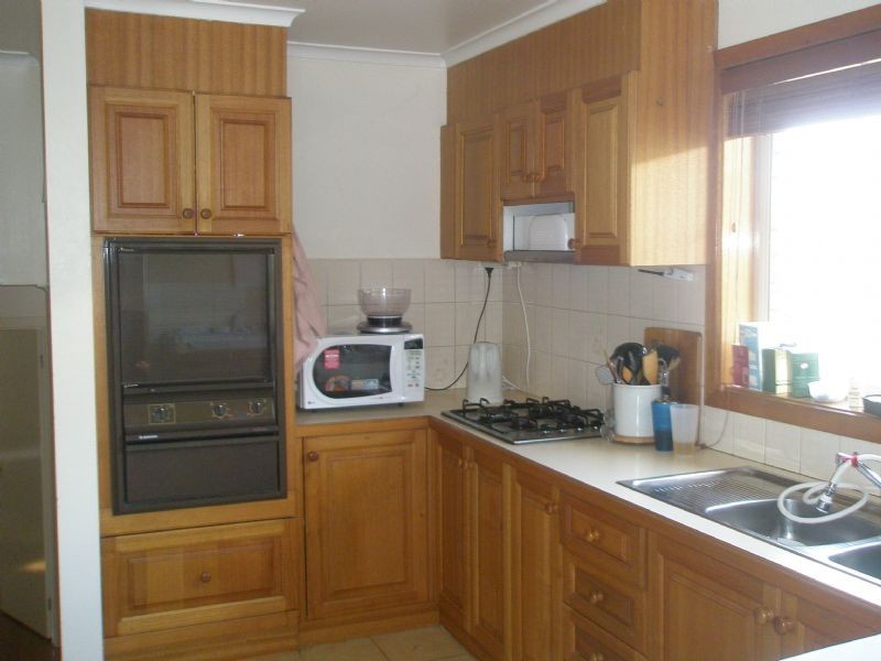 2/140 Springvale Road, Glen Waverley VIC 3150