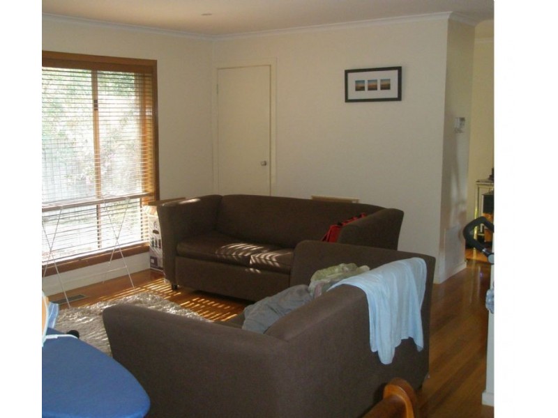 2/140 Springvale Road, Glen Waverley VIC 3150