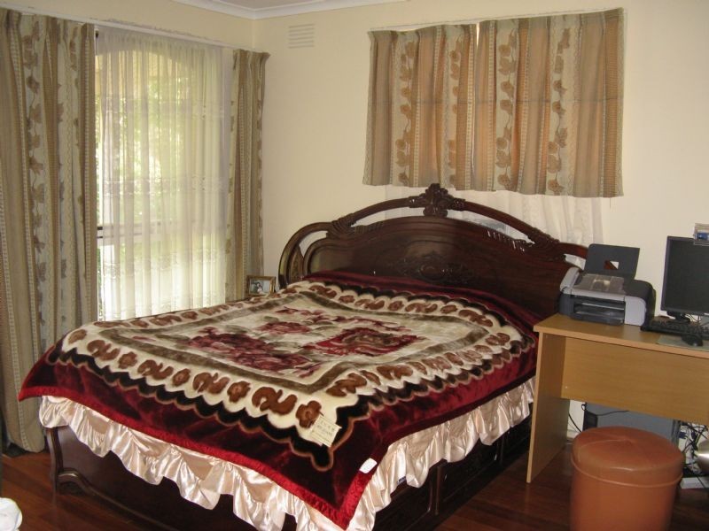 22 Annandale Crescent, Glen Waverley VIC 3150