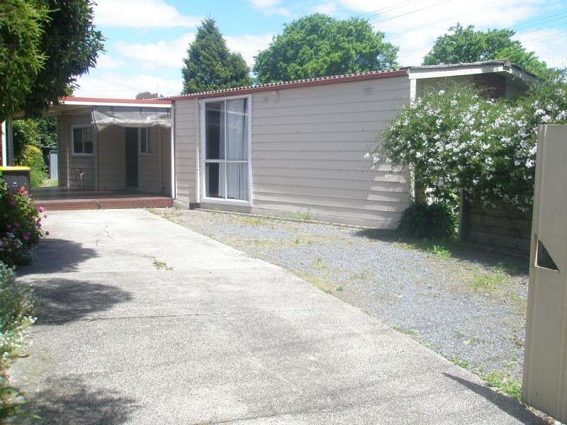 2 Ada Court, Glen Waverley VIC 3150