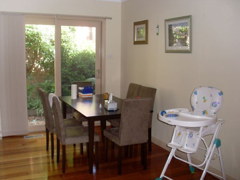 2/22 Milloo Crescent, Mount Waverley VIC 3149