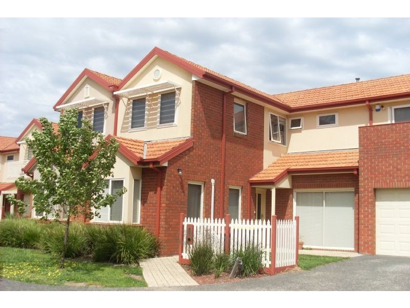 6/1 McKelvie Court, Glen Waverley VIC 3150