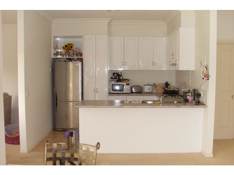 6/1 McKelvie Court, Glen Waverley VIC 3150