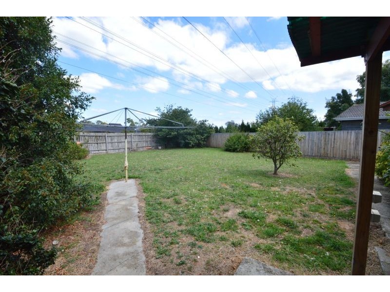 4 Cappella Court, Glen Waverley VIC 3150