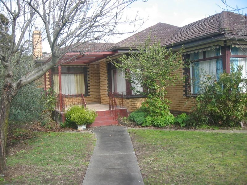 12 Bellerive Avenue, Mount Waverley VIC 3149