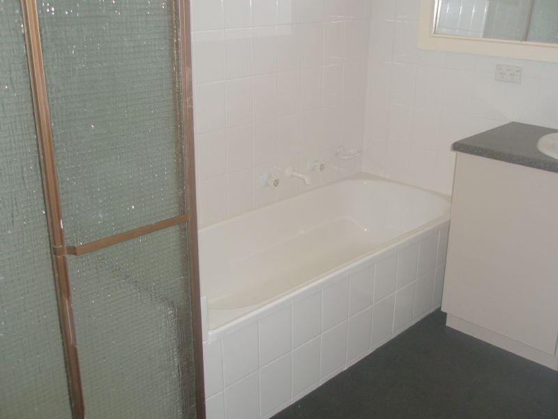 1 Hollygreen Drive, Wheelers Hill VIC 3150