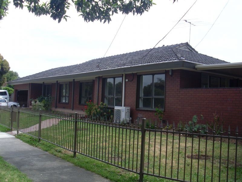 47 Plato Crescent, Wheelers Hill VIC 3150