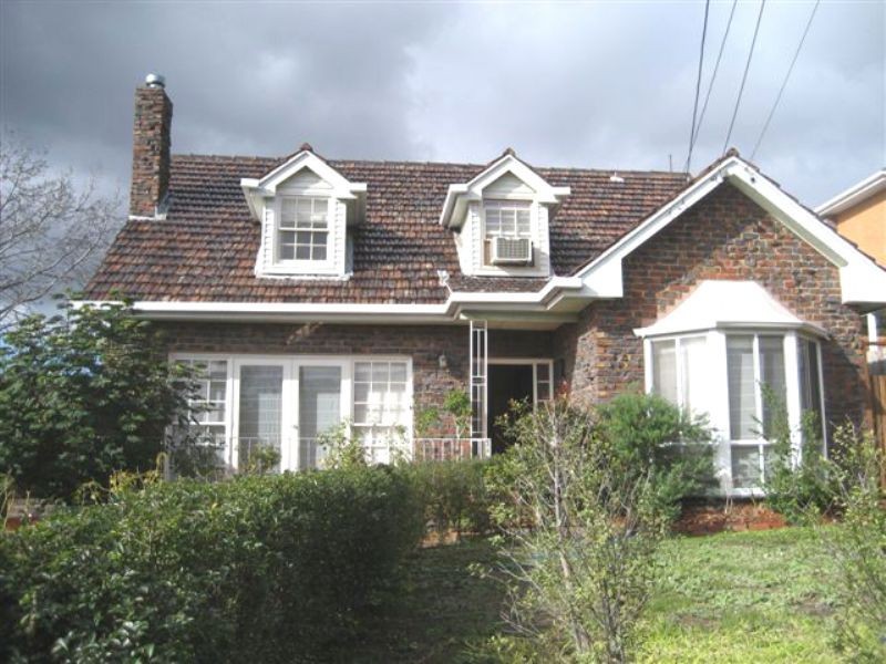 2 Sanday Street, Glen Waverley VIC 3150