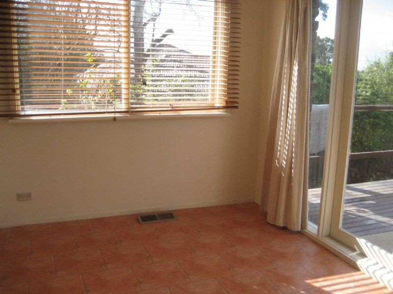 2 Sanday Street, Glen Waverley VIC 3150