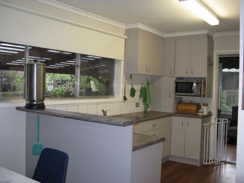 4 Rydal Place, Wheelers Hill VIC 3150