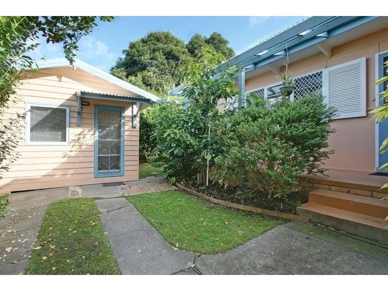 6 The Boulevard, Glen Waverley VIC 3150