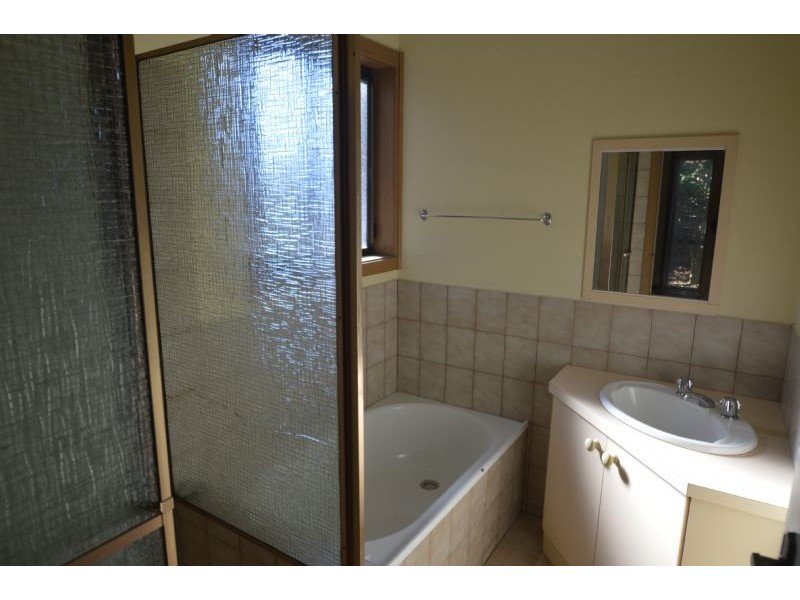 4/579 High Street Road, Mount Waverley VIC 3149