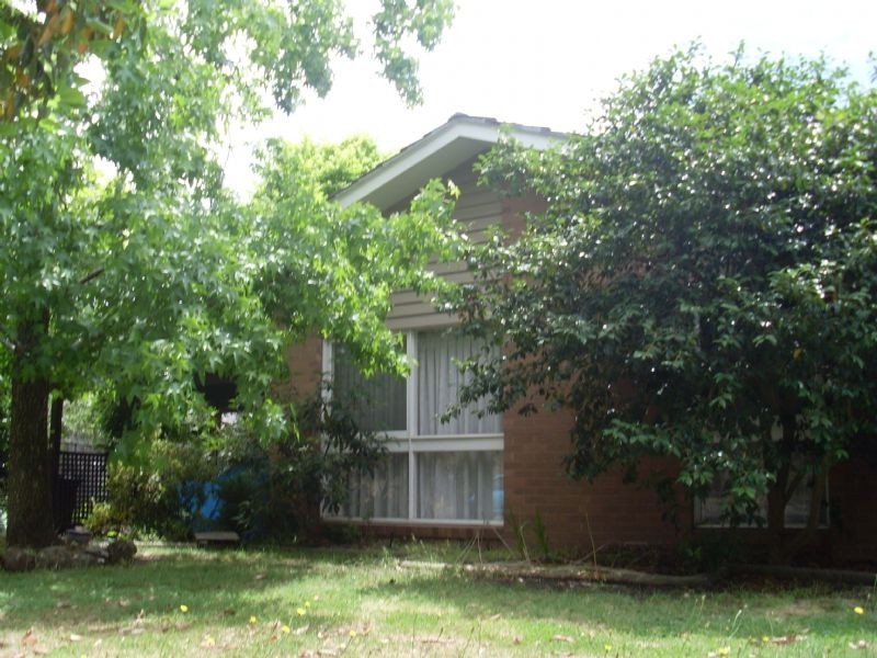 1 Glentower Drive, Glen Waverley VIC 3150