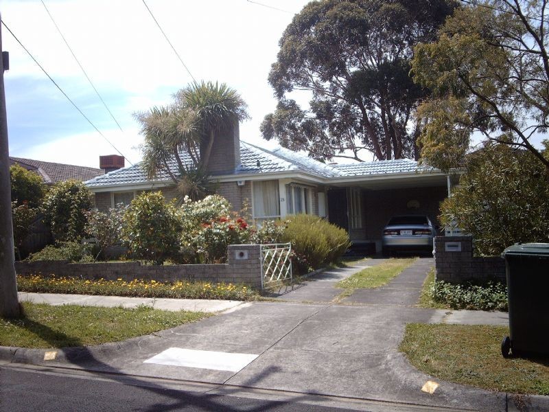 23 Larch Crescent, Mount Waverley VIC 3149