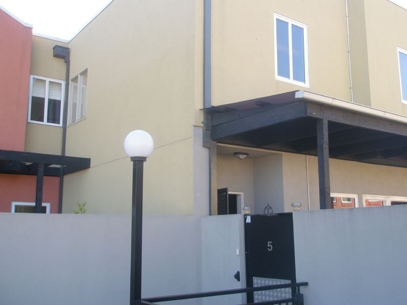 5/20 Tulloch Grove, Glen Waverley VIC 3150