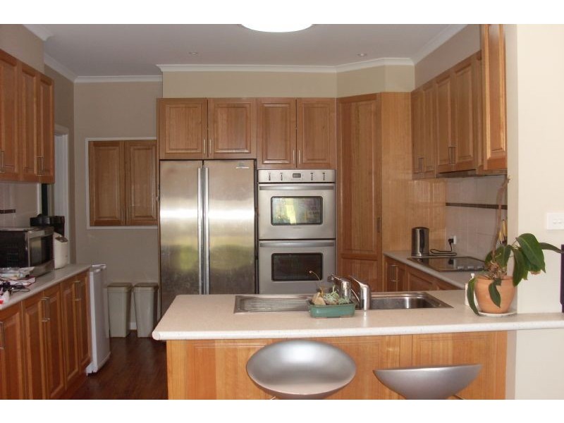 68 Price Avenue, Mount Waverley VIC 3149