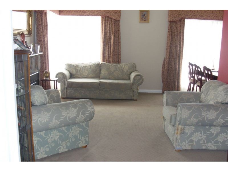 68 Price Avenue, Mount Waverley VIC 3149