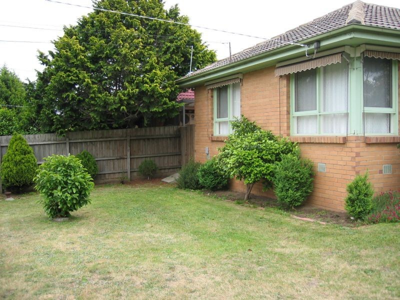 9 Avonhurst Drive, Glen Waverley VIC 3150