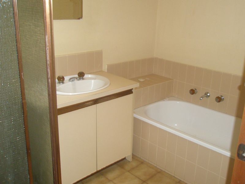 2/3-7 Evelyn Street, Glen Waverley VIC 3150