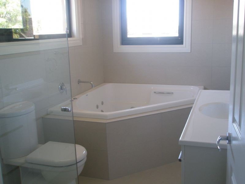 1/647 High Street Road, Glen Waverley VIC 3150