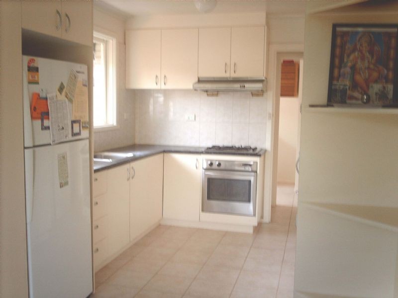 23 Larch Crescent, Mount Waverley VIC 3149