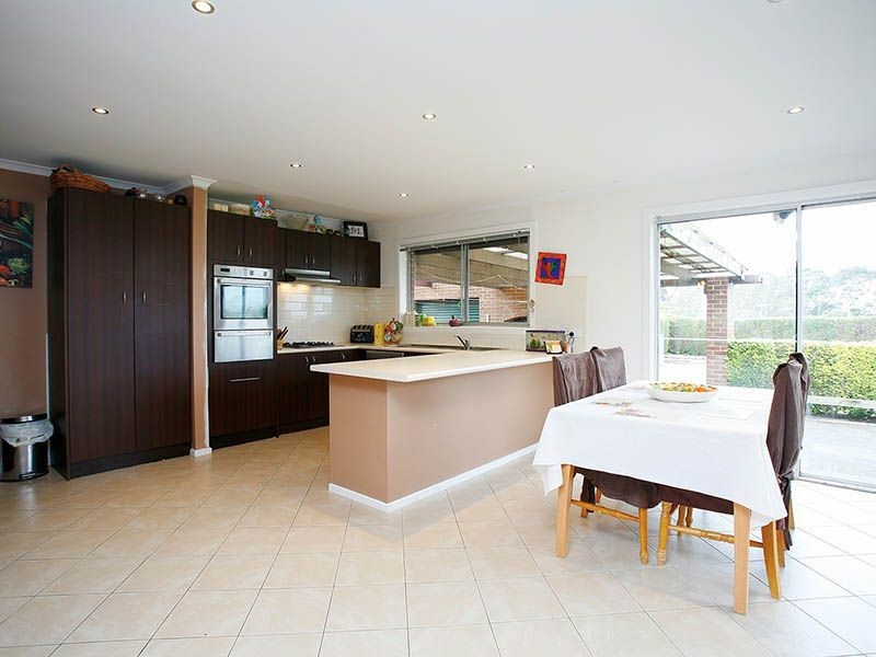 4 Hayman Terrace, Mulgrave VIC 3170