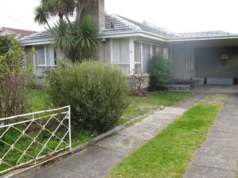 23 Larch Crescent, Mount Waverley VIC 3149