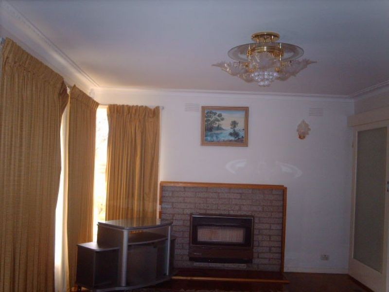 23 Larch Crescent, Mount Waverley VIC 3149