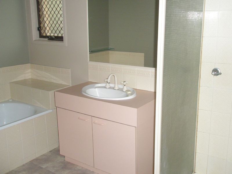 2/196 Lawrence Road, Mount Waverley VIC 3149