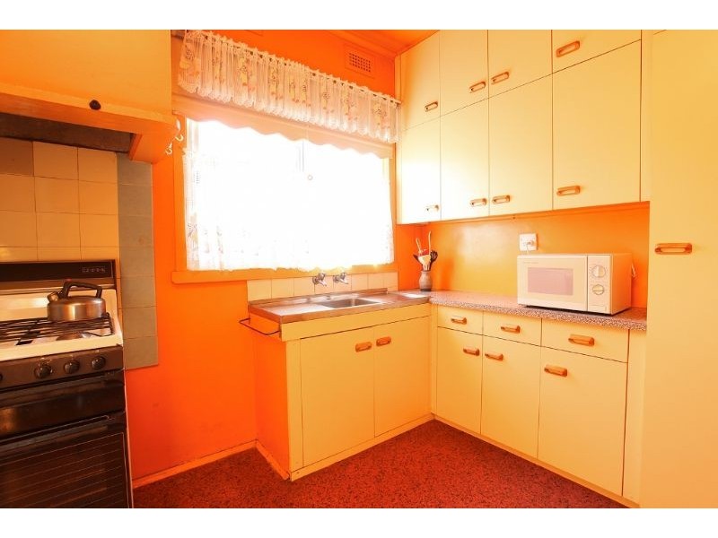 10 Woolert Street, Ashwood VIC 3147