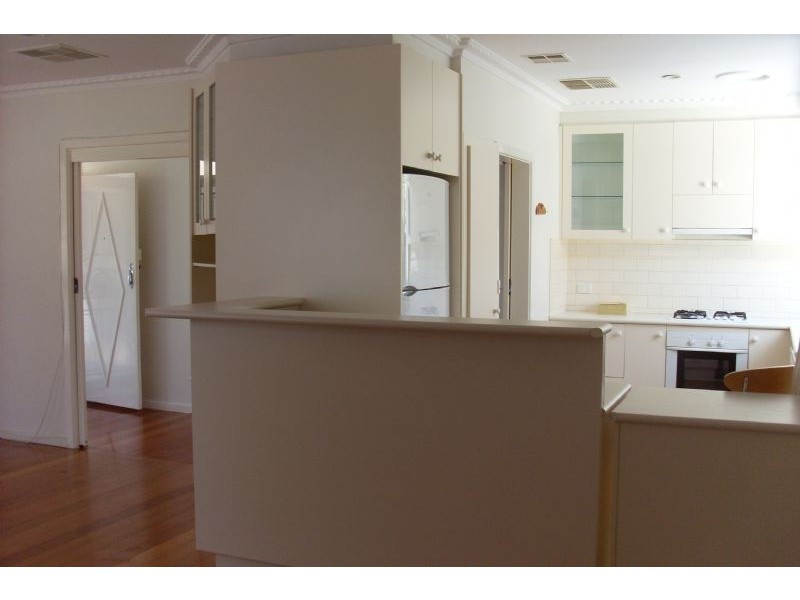 39 Fraser Street, Glen Waverley VIC 3150