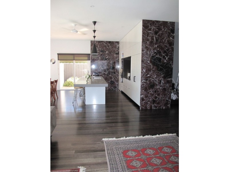 4 Newbay Crescent, Brighton VIC 3186