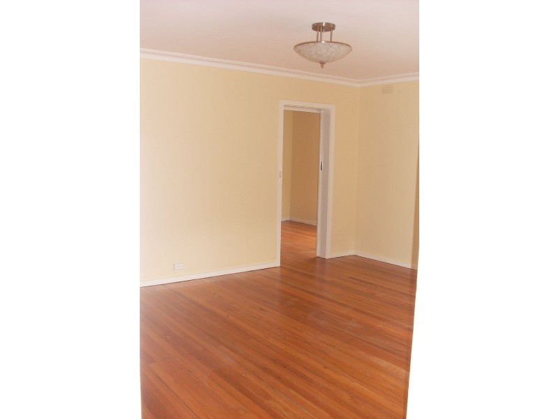 40 Therese Avenue, Mount Waverley VIC 3149