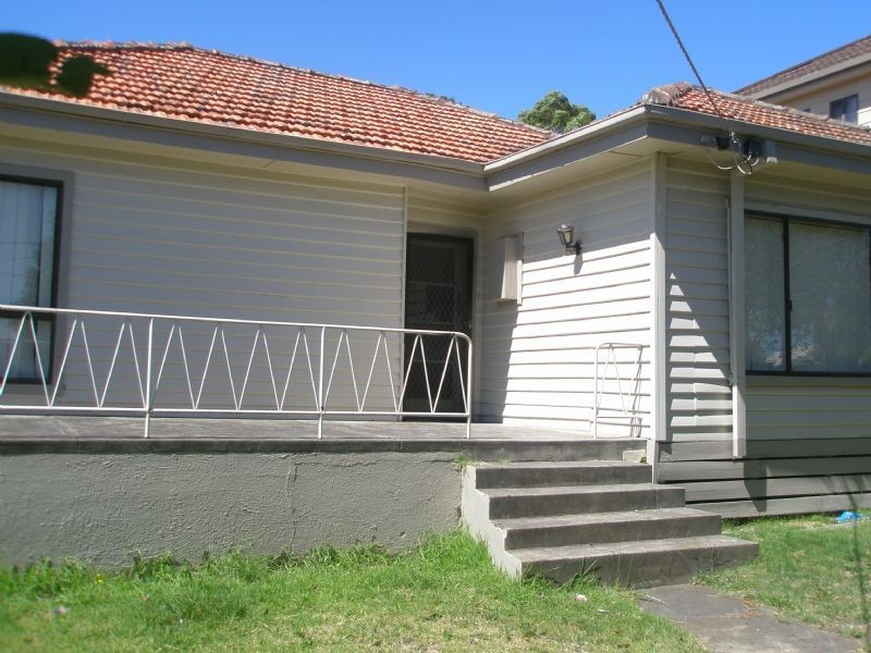 1/24 Roberts Avenue, Mulgrave VIC 3170