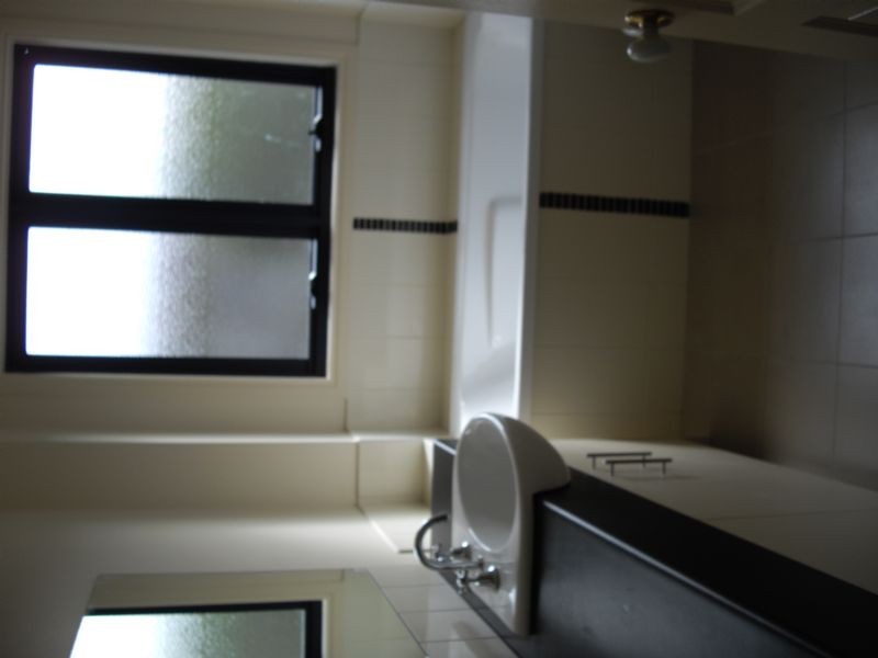 2/17 Avonhurst Drive, Glen Waverley VIC 3150