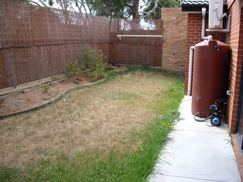 2/17 Avonhurst Drive, Glen Waverley VIC 3150