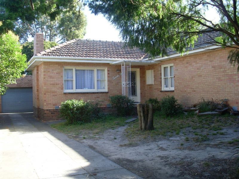 25 Wilson Road, Glen Waverley VIC 3150