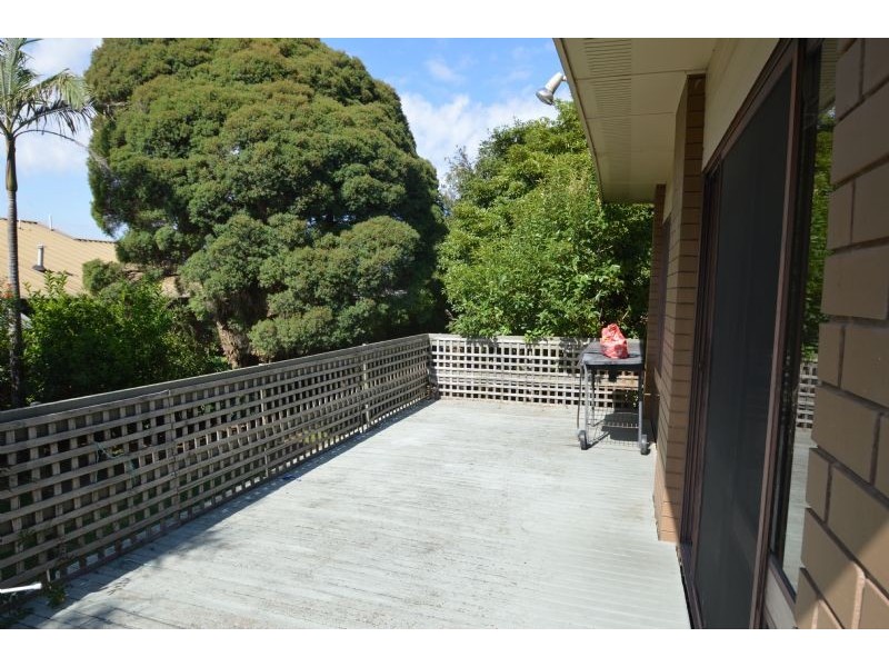 18 Buller Drive, Glen Waverley VIC 3150