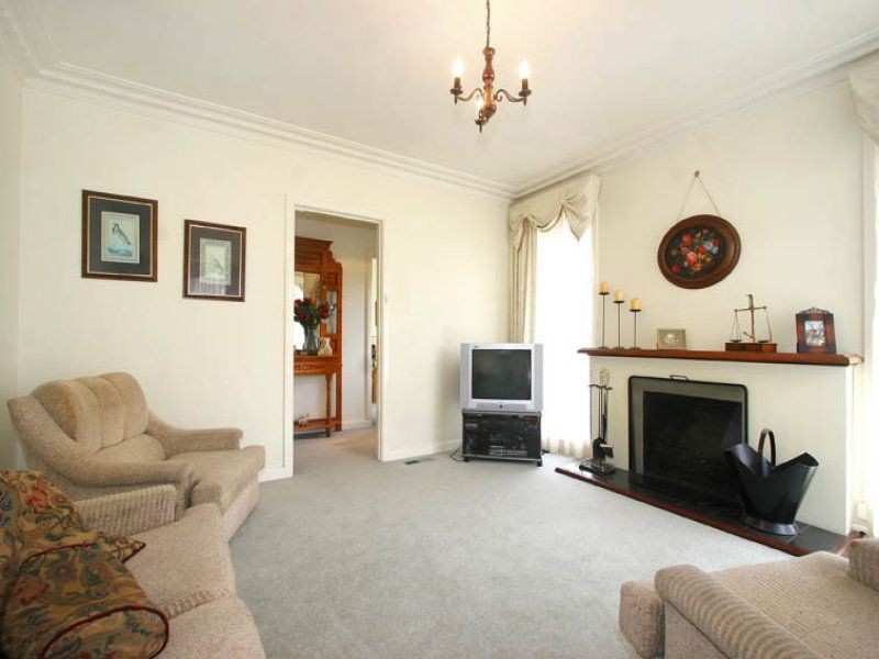 77 Orchard Street, Glen Waverley VIC 3150