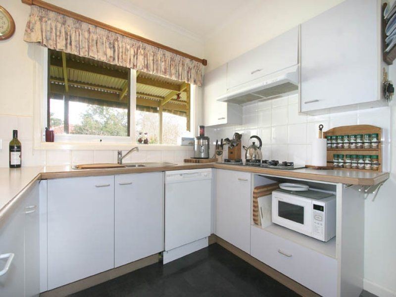 77 Orchard Street, Glen Waverley VIC 3150