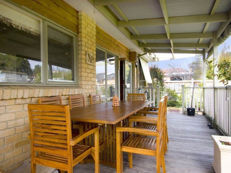 77 Orchard Street, Glen Waverley VIC 3150