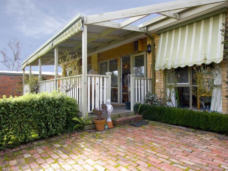 77 Orchard Street, Glen Waverley VIC 3150