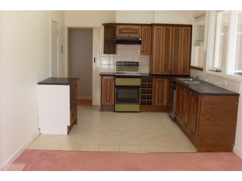 2 Athol Street, Mount Waverley VIC 3149