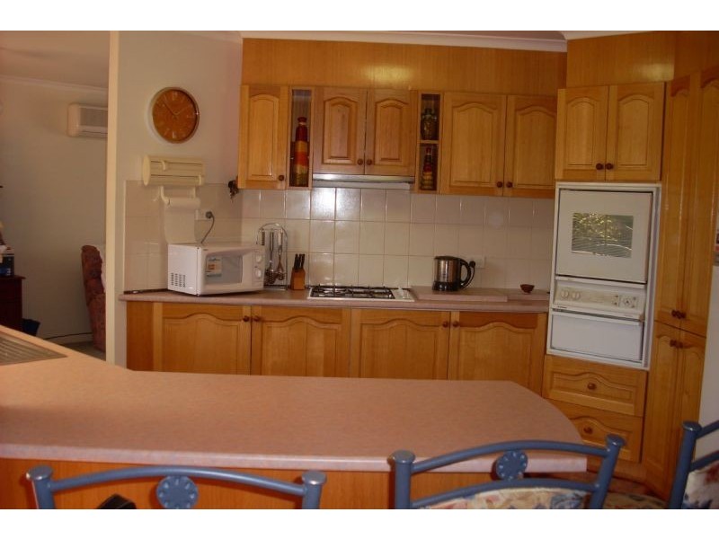 2/9 Gross Court, Mount Waverley VIC 3149