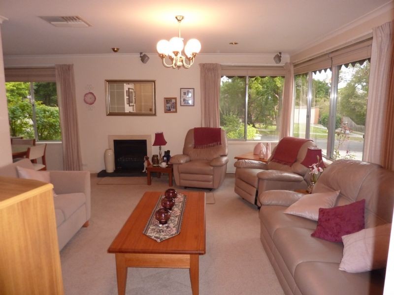 37 Kirstina Road, Glen Waverley VIC 3150